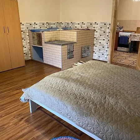 Na Luzi Ferienhaus Verkhne-Studenyy