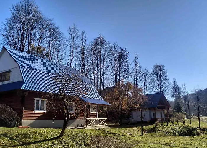 Feriehus Na Luzi Verkhne-Studenyy